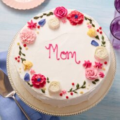 Everlasting Love Mom Cake – elegant cake symbolizing enduring love for Mom