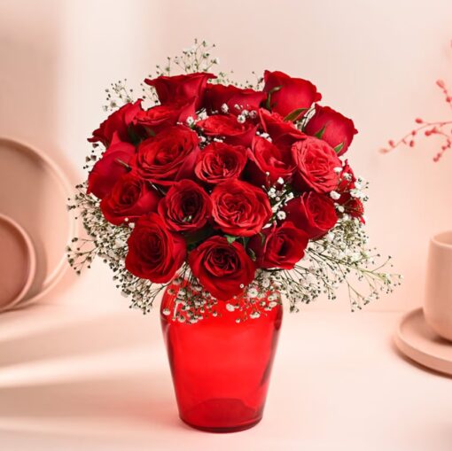 Heartfelt Glass Vase Arrangement featuring a beautiful display of flowers in a clear glass vase, creating an elegant centerpiece