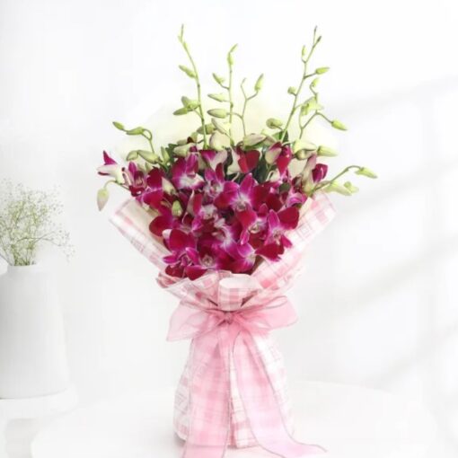 Mom’s Lavender Bloom Gift – Elegant and Personalized Floral Present for Mom