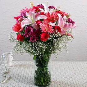 Romantic Bloom Arrangement – elegant bouquet of mixed fresh flowers symbolizing love