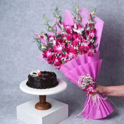 Sweetheart’s Bliss Set with fresh flowers and thoughtful gifts for romantic occasions
